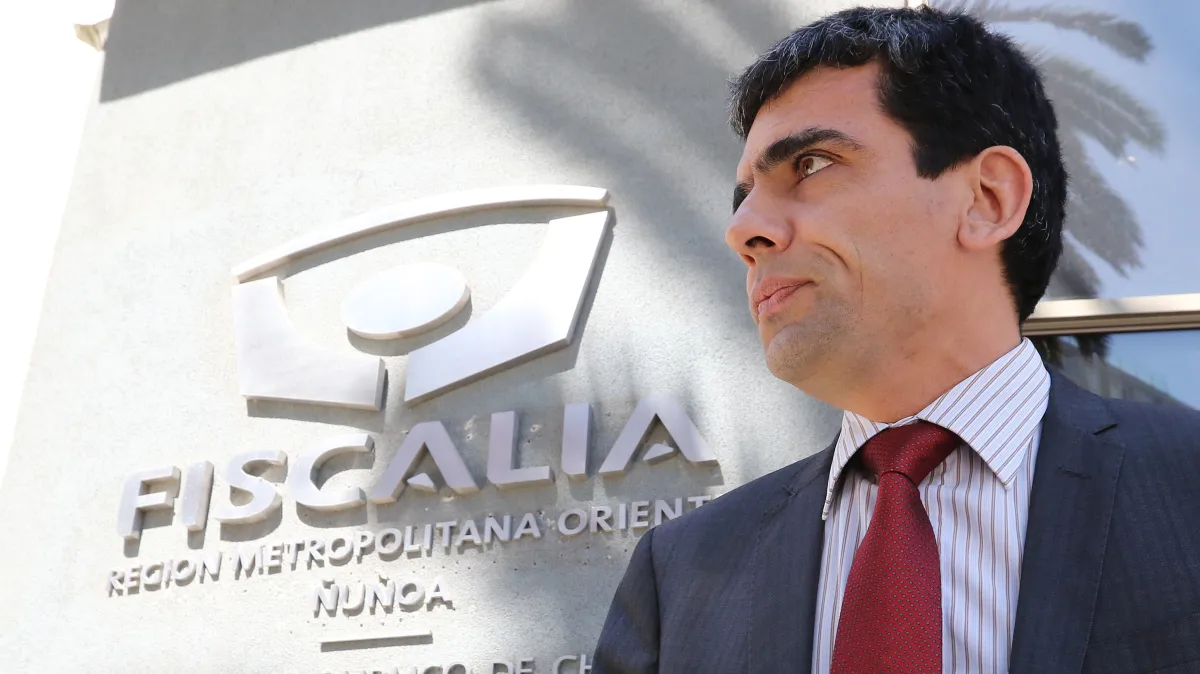 Exfiscal Carlos Gajardo critica nexos políticos en altos nombramientos de Fiscalía y Poder Judicial