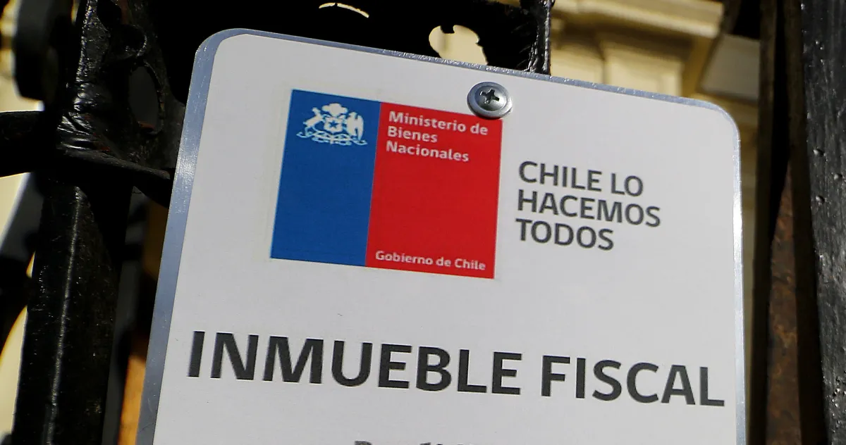 Funcionarios de Bienes Nacionales arriendan propiedades fiscales a precios irrisorios y en condiciones irregulares